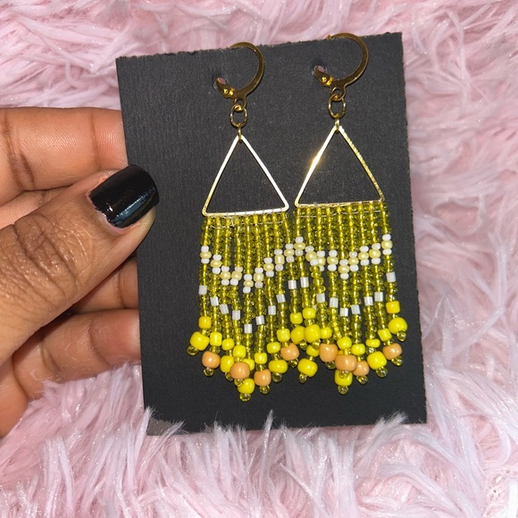 kkcollectionsss Jewelry - Soft yellow and white Fringe Earrings